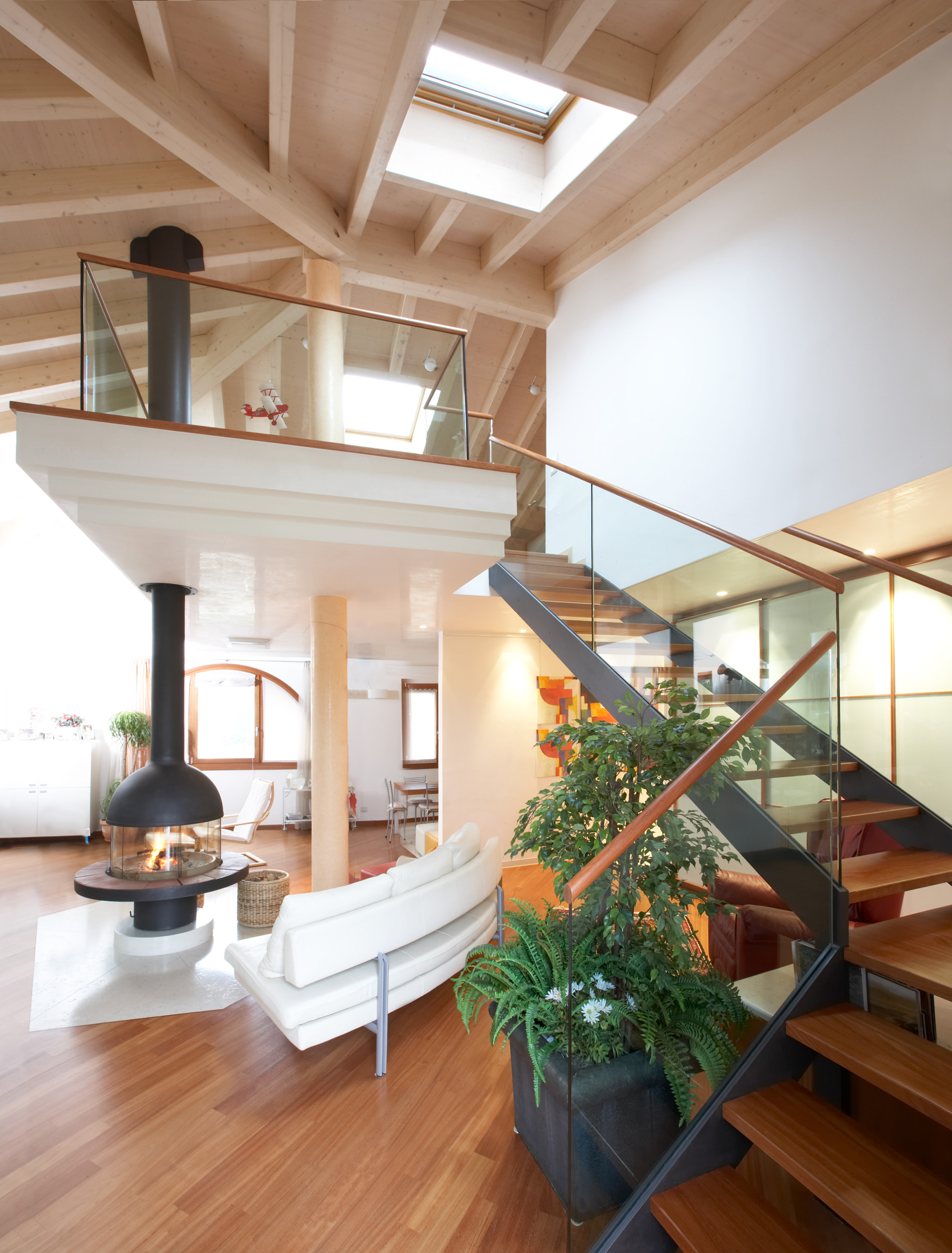 La scala che accede al soppalco