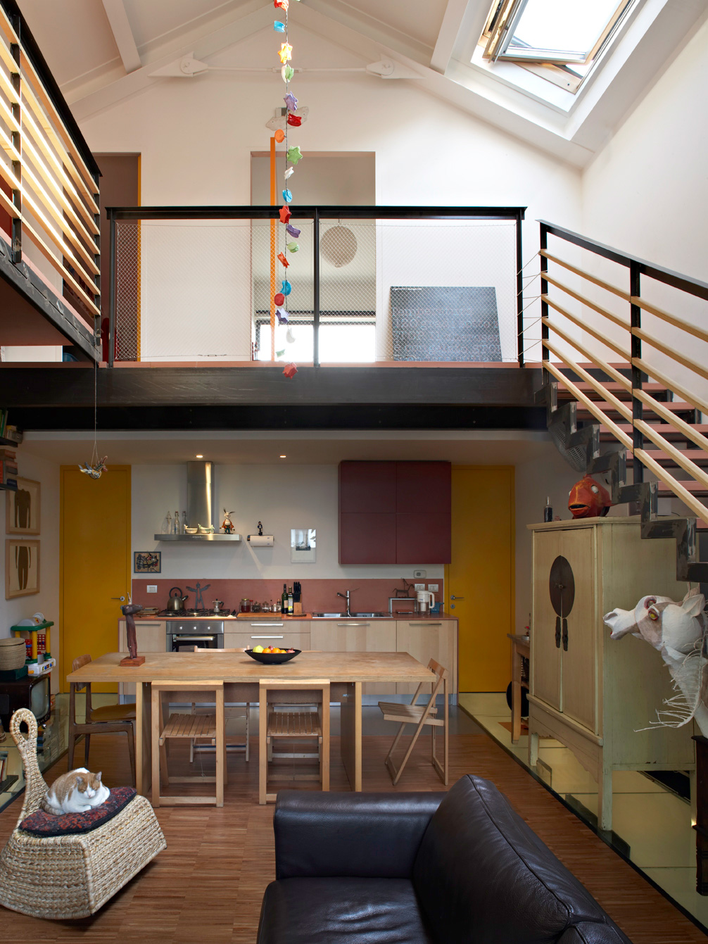 La luce dal tetto illumina tutta la casa