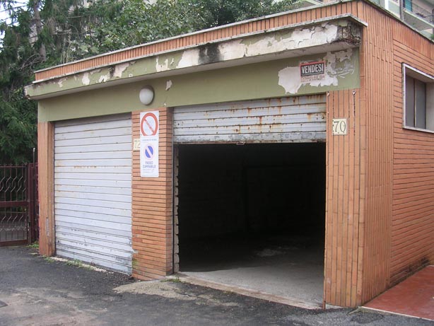 Il garage prima della ristrutturazione